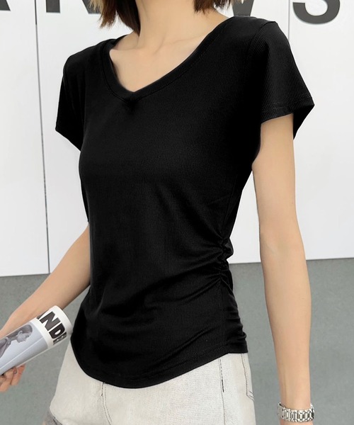 aimoha(アイモハ)の「VネックリブフレンチTシャツ (SS)(Tシャツ/カットソー・レディース・ダークグレー/ホワイト/ブラック/ライトベージュ・MEDIUM/LARGE)」の8枚目の写真
