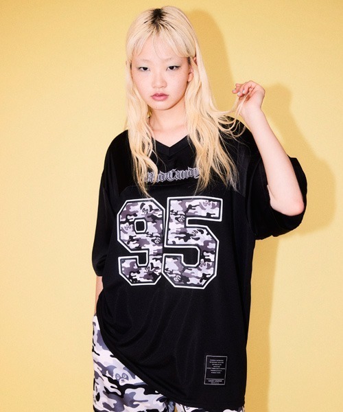 Candy Stripper（キャンディストリッパー）の「PEPEFLAGE NUMBERING トップス（Tシャツ/カットソー・レディース・ブラック/ピンク/ブラウン・FREE）」の5枚目の写真