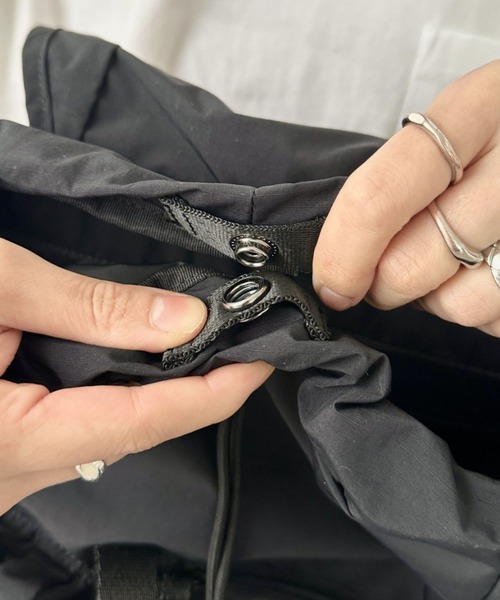 THE NORTH FACE（ザノースフェイス）の「国内未発売 THE NORTH FACE(ザ・ノースフェイス)/巾着型 軽量 リュック バックパック/W'S BREEZE BACKPACK（バックパック/リュック・レディース・ブラック/ホワイト/ライトグレー/ピンク・FREE）」の18枚目の写真