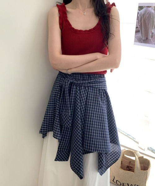 gossip!ロサンゼルス(ゴシップロサンゼルス)の「Y2Kレトロチェックアシンメトリースカート 個性派(スカート・レディース・チェック・FREE)」の13枚目の写真