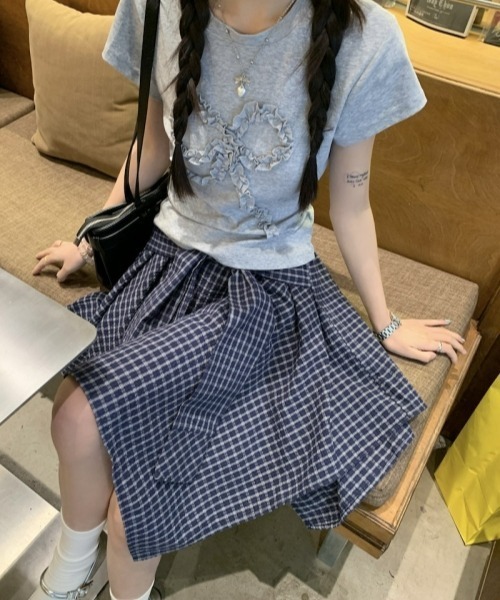 gossip!ロサンゼルス(ゴシップロサンゼルス)の「Y2Kレトロチェックアシンメトリースカート 個性派(スカート・レディース・チェック・FREE)」の18枚目の写真