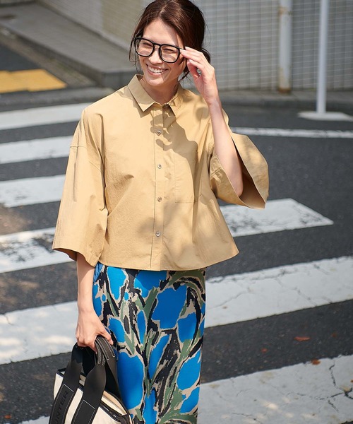 Jines(ジネス)の「紫外線防止加工 ハーフスリーブボックスシャツ(シャツ/ブラウス・レディース・グレー系その他/キャメル・38)」の18枚目の写真