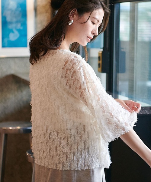 Jines（ジネス）の「フェザーチュールトップス（シャツ/ブラウス・レディース・アイボリー/ブラック・38）」の16枚目の写真