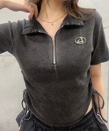 プレート付きスキッパーショート丈Tシャツ