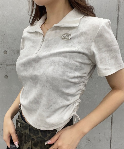 ROGER AND RAW（ロジャーアンドロウ）の「プレート付きスキッパークロップド丈Ｔシャツ（Tシャツ/カットソー・レディース・ブラック/ピンク/ホワイト/グレー/カーキ/チャコールグレー/ブラック系その他/オフホワイト/スミクロ・MEDIUM/LARGE）」の14枚目の写真