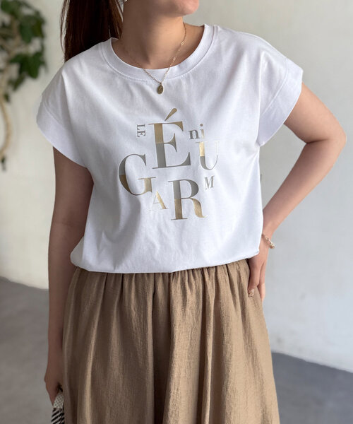 Chez toi（シェトワ）の「ランダムロゴフレンチスリーブT（Tシャツ/カットソー・レディース・アイボリー/ブラック/グレイッシュベージュ/オフホワイト・FREE）」の5枚目の写真