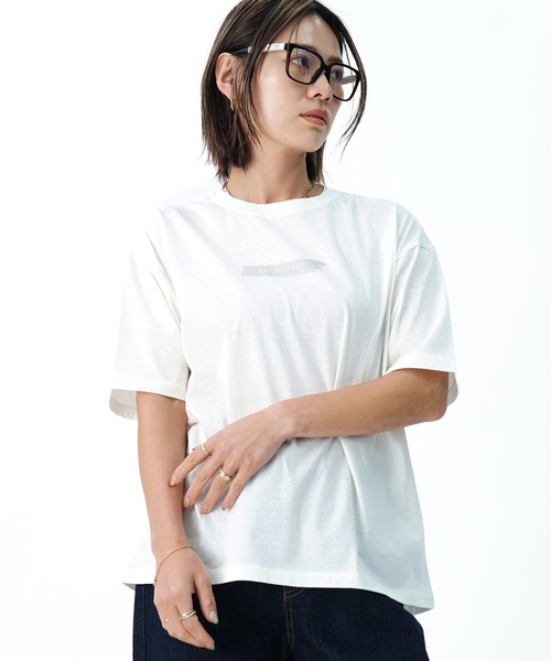 UNDICI・NOVE(ウンディッチノーベ)の「【AECA BLANC】アエカブラン/オーガニックコットン ロゴプリントTシャツ(Tシャツ/カットソー・レディース・ブルー/ブラック/ホワイト・L/M)」の5枚目の写真