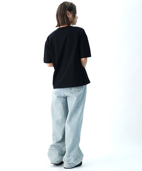 UNDICI・NOVE(ウンディッチノーベ)の「【AECA BLANC】アエカブラン/オーガニックコットン ロゴプリントTシャツ(Tシャツ/カットソー・レディース・ブルー/ブラック/ホワイト・L/M)」の15枚目の写真