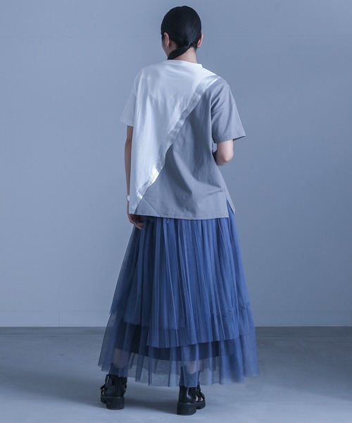 kOhAKU(コハク)の「『配色切替箔ラインカットソー』(Tシャツ/カットソー・レディース・ブラック/オフホワイト・1/2)」の5枚目の写真