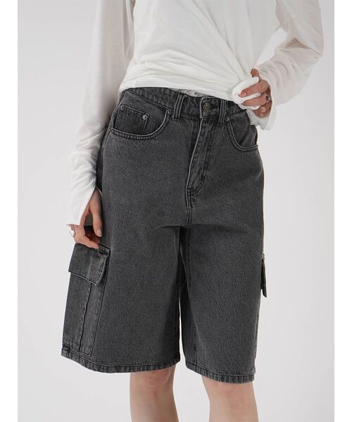 :ETHROF(イーサオブ)の「DENIM BERMUDA SHORTS(その他パンツ・レディース・ブラック・MEDIUM)」の14枚目の写真