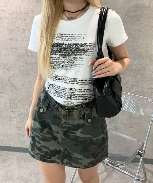 lilful(リルフル)の「フロントレタリングロゴ コンパクトTシャツ(Tシャツ/カットソー・レディース・ホワイト・M/S)」の14枚目の写真
