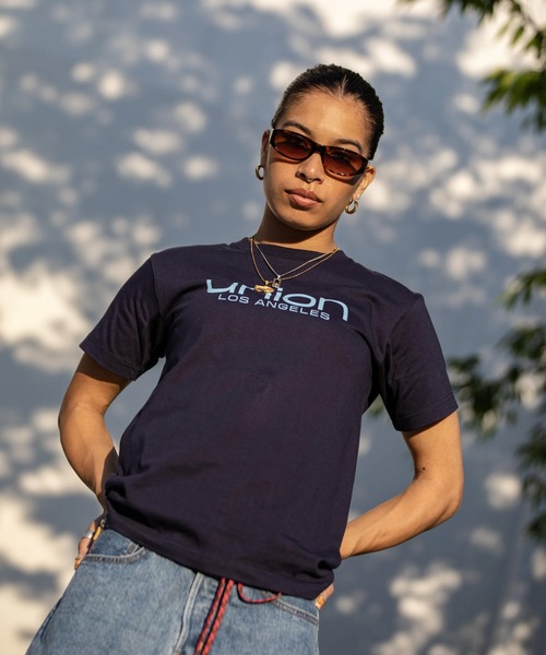 UNION(UNION TOKYO)(ユニオン)の「UNION TOKYO WMNS ASTERISK TEE ユニオントーキョー(Tシャツ/カットソー・レディース・ブラック/ネイビー・FREE)」の2枚目の写真