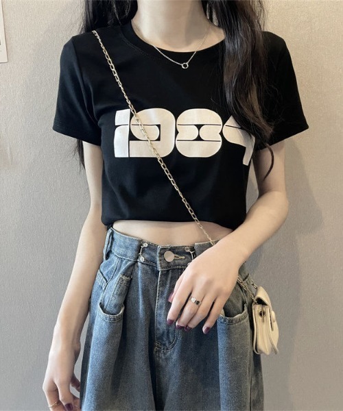 B'day(ビーデイ)の「【 B'day / ビーデー 】クロップド プリントTシャツ(Tシャツ/カットソー・レディース・ブラック/ベージュ/ホワイト・MEDIUM/LARGE/X-LARGE)」の11枚目の写真