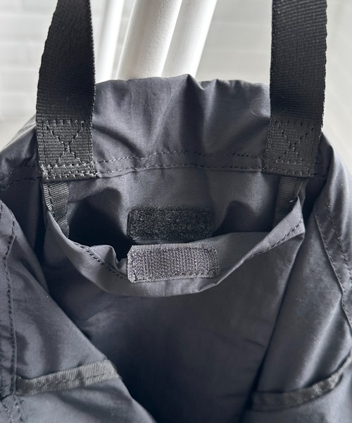 THE NORTH FACE(ザノースフェイス)の「THE NORTH FACE(ザ・ノースフェイス)/2WAY 軽量 メッシュバッグ リュック ナップサック トートバッグ/LINDEN MESH GYM SACK(バックパック/リュック・レディース・ホワイト/ピンク/ライム/グレー/ブラック・FREE)」の12枚目の写真