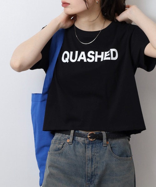 atONE(アットワン)の「ショート丈裾フリンジオーバサイズシルエットロゴプリントTシャツ(Tシャツ/カットソー・レディース・ブルー系2/グレー系6/ブラック系6/ブラック系5/ブラック系4/ブラック系3/ホワイト系6/ホワイト系5/ホワイト系4/ホワイト系3/ホワイト系2/ブルー系その他4/グリーン系その他5/ブラック系その他2/ブラック系その他/クリーム/パープル系3/ホワイト系1・M/L)」の10枚目の写真
