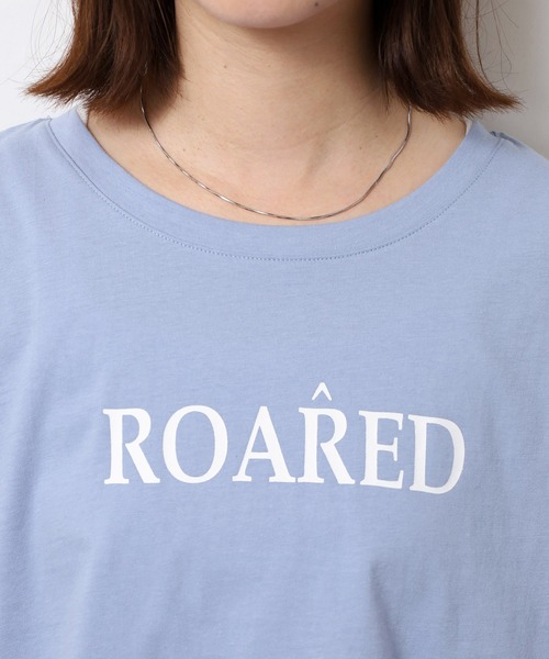 atONE(アットワン)の「ショート丈裾フリンジオーバサイズシルエットロゴプリントTシャツ(Tシャツ/カットソー・レディース・ブルー系2/グレー系6/ブラック系6/ブラック系5/ブラック系4/ブラック系3/ホワイト系6/ホワイト系5/ホワイト系4/ホワイト系3/ホワイト系2/ブルー系その他4/グリーン系その他5/ブラック系その他2/ブラック系その他/クリーム/パープル系3/ホワイト系1・M/L)」の19枚目の写真