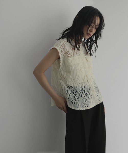 hellam（へラム）の「刺繍レース シアーベスト（ベスト・レディース・ベージュ/ブラック/アイボリー・FREE）」の10枚目の写真