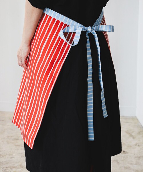 マリメッコ　新作　Piccolo エプロン Piccolo エプロン｜エプロン｜Marimekko(マリメッコ)｜ルック