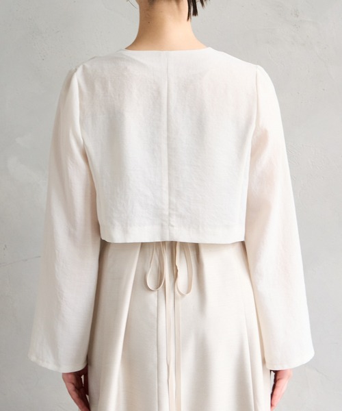 AIMER（エメ）の「ショールカラーシアージャケット（その他アウター・レディース・ライトグレー/ベージュ・MEDIUM）」の13枚目の写真