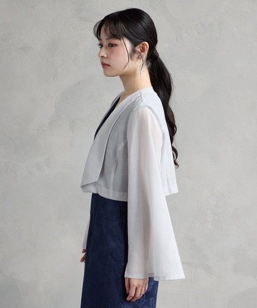 AIMER(エメ)の「ショールカラーシアージャケット(その他アウター・レディース・ライトグレー/ベージュ・MEDIUM)」の6枚目の写真