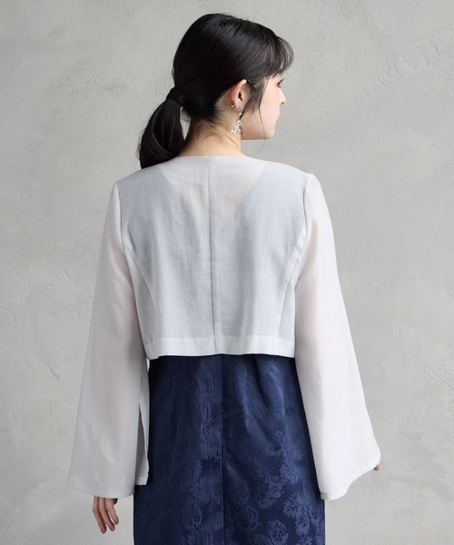 AIMER(エメ)の「ショールカラーシアージャケット(その他アウター・レディース・ライトグレー/ベージュ・MEDIUM)」の7枚目の写真