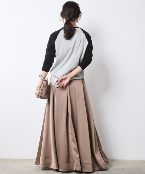 CHIC STYLE（シックスタイル）の「8分袖配色ラグランスリーブTシャツ＜大きいサイズ有＞シックスタイル（Tシャツ/カットソー・レディース・グレー系/ホワイト系・5L/4L/3L/LL/L/M）」の20枚目の写真