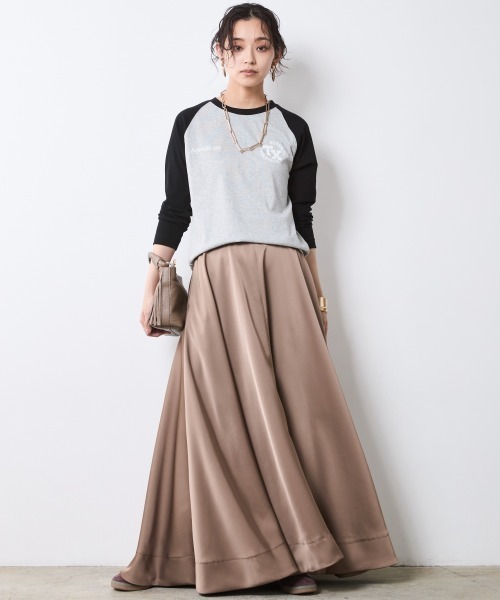 CHIC STYLE（シックスタイル）の「8分袖配色ラグランスリーブTシャツ＜大きいサイズ有＞シックスタイル（Tシャツ/カットソー・レディース・グレー系/ホワイト系・5L/4L/3L/LL/L/M）」の22枚目の写真