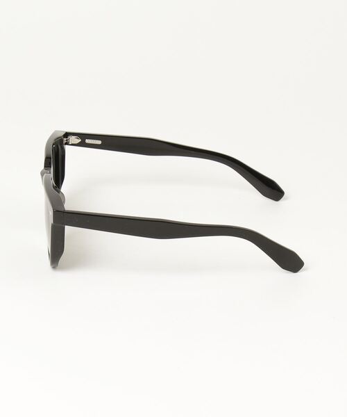 OLIVER PEOPLES(オリバーピープルズ)の「オリバーピープルズ サングラス N.06 SUN /偏光レンズ/0NLY Collection/ Handmade in Japan/ OLIVER PEOPLES(サングラス・メンズ・ブラック・52)」の4枚目の写真
