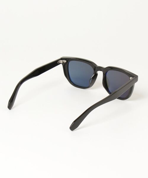 OLIVER PEOPLES(オリバーピープルズ)の「オリバーピープルズ サングラス N.06 SUN /偏光レンズ/0NLY Collection/ Handmade in Japan/ OLIVER PEOPLES(サングラス・メンズ・ブラック・52)」の3枚目の写真