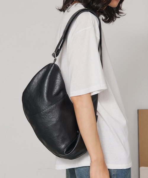 美品 90'sレザー ボディバッグ ウエストバッグ テック Y2K 90s 00s PIKO ボディバッグ ワンショルダー Y2K テック系 レッド
