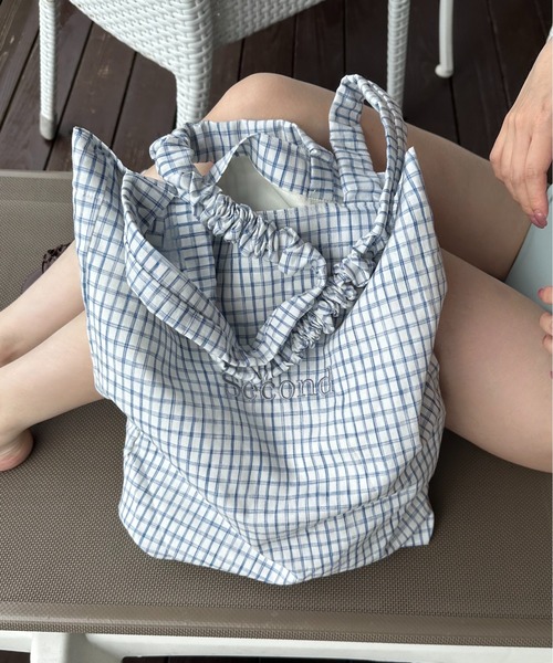 lawgy（ラウジー）の「handle gather check tote bag / ハンドルギャザーチェックトートバッグ（トートバッグ・レディース・ホワイト/ブルー/イエロー・FREE）」の8枚目の写真