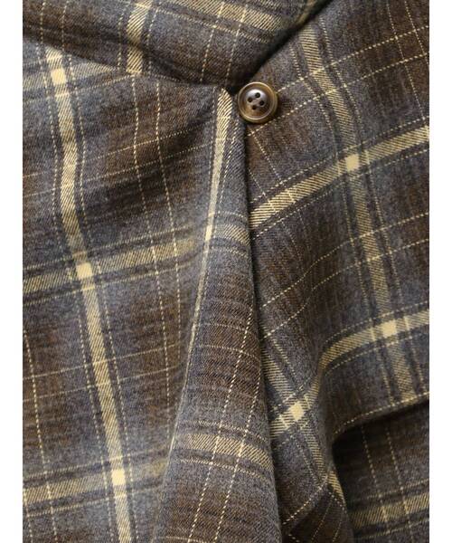 EMODA(エモダ)の「スリットフリルマキシワンピース(ワンピース・レディース・ブラック/カーキ/ブラウン・FREE)」の13枚目の写真