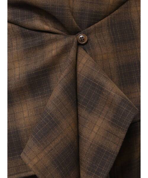 EMODA(エモダ)の「スリットフリルマキシワンピース(ワンピース・レディース・ブラック/カーキ/ブラウン・FREE)」の14枚目の写真