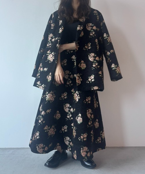 バラ柄ジャガードオーバージャケット（テーラードジャケット