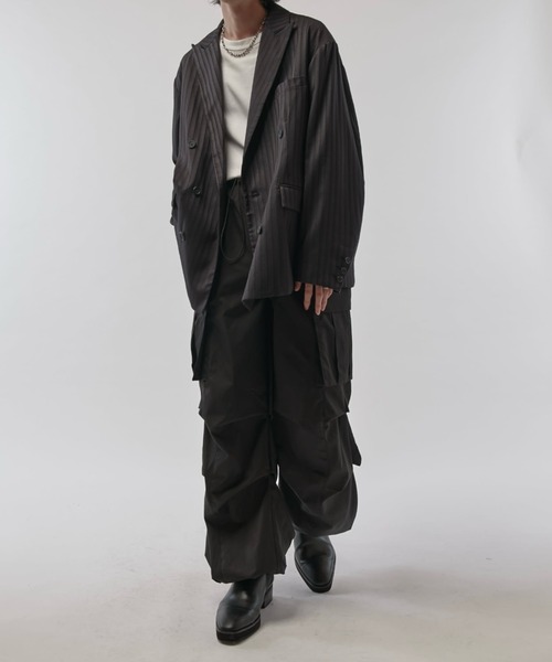 Lui's（ルイス）の「【Neucon/ニューコン】 ボリュームワイドパラシュートカーゴパンツ（カーゴパンツ・メンズ・グレー/ブラック・2/1）」の5枚目の写真