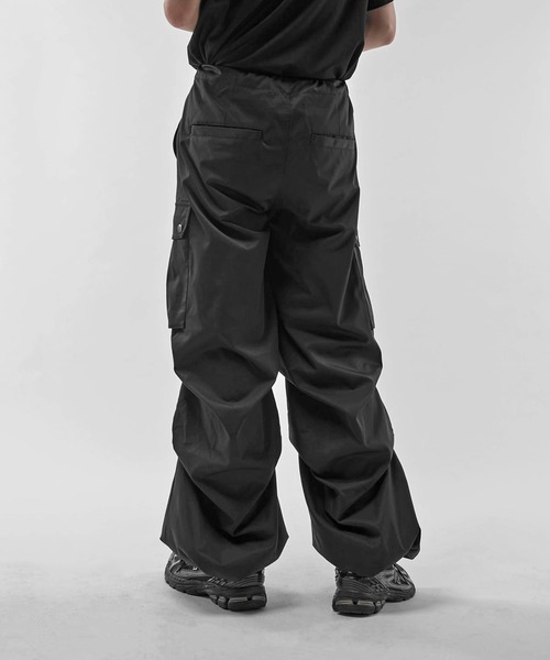 Neucon/ニューコン】 ボリュームワイドパラシュートカーゴパンツ