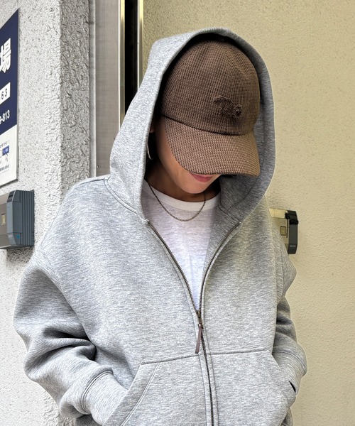 LBC（エルビーシー）の「ポコポコロール刺繍キャップ 25（キャップ・レディース・ベージュ/ワインレッド/オフホワイト/グレー/エメラルド・FREE）」の4枚目の写真