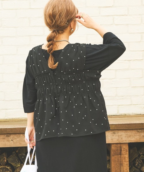 studio CLIP(スタディオクリップ)の「【イージーケア・接触冷感・UV】Wフロントシャーリングベストブラウス(シャツ/ブラウス・レディース・ブラウン/ブラック/オフホワイト・FREE)」の11枚目の写真