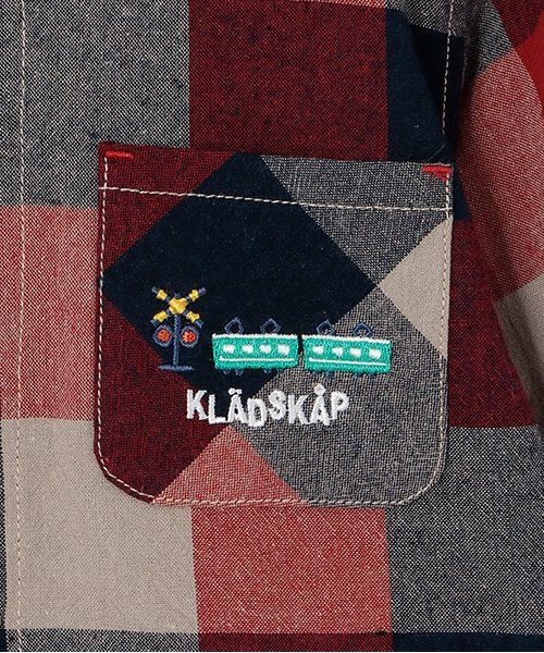 kladskap（クレードスコープ）の「【人気商品再入荷】【直営店で取り扱い無し】電車刺しゅうチェック長袖シャツ（シャツ/ブラウス・キッズ・レッド/ブラウン・90cm/100cm/110cm/120cm/130cm）」の5枚目の写真