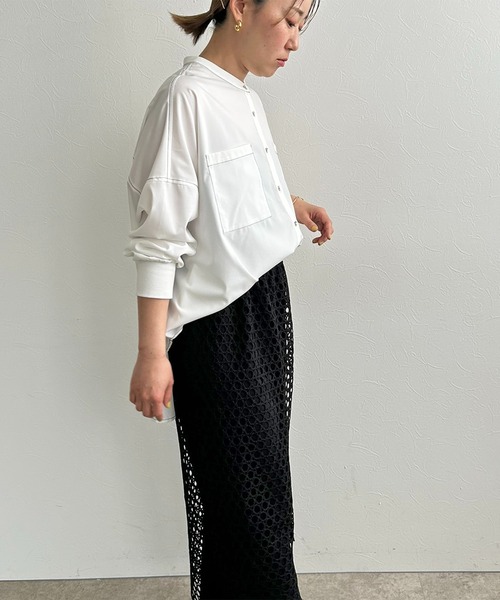 LHELBIE（レルビエ）の「ポンチョオーバーシャツ（シャツ/ブラウス・レディース・ブルー/オフホワイト/ブラック・M）」の20枚目の写真