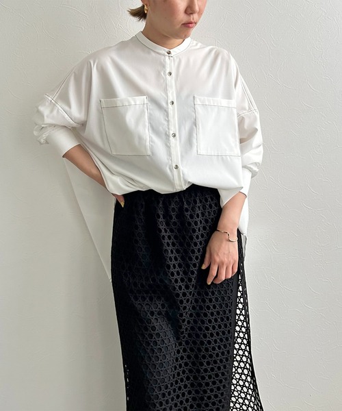 LHELBIE（レルビエ）の「ポンチョオーバーシャツ（シャツ/ブラウス・レディース・ブルー/オフホワイト/ブラック・M）」の21枚目の写真