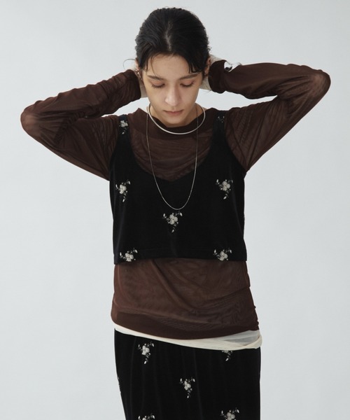 Aunt Marie's（アントマリーズ）の「フラワー刺繍ベロアビスチェ（その他トップス・レディース・ブラック/チャコールグレー・FREE）」の5枚目の写真