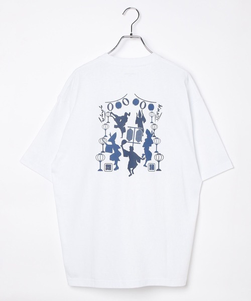 GLOBAL WORK(グローバルワーク)の「スーベニアTシャツ3/半袖/582246(Tシャツ/カットソー・メンズ・ブラック系9/ブラック系1/ホワイト系3/ホワイト系8/ホワイト系5/ホワイト系4/ネイビー系7/ブラック系6/ブラック系2・LARGE/X-LARGE/MEDIUM/SMALL)」の12枚目の写真