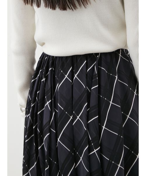 Mila Owen（ミラオーウェン）の「【WEB限定00サイズ】ウエストゴムタックプレスフレアスカート（スカート・レディース・チェック/ホワイト/ボルドー・0/1/00）」の9枚目の写真