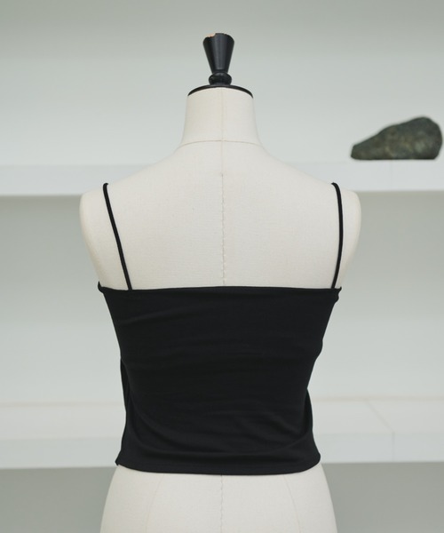 AIC.（エーアイシー）の「【再入荷】パッド付きサイドギャザーブラトップ（キャミソール・レディース・オフホワイト/ブラック・FREE）」の4枚目の写真