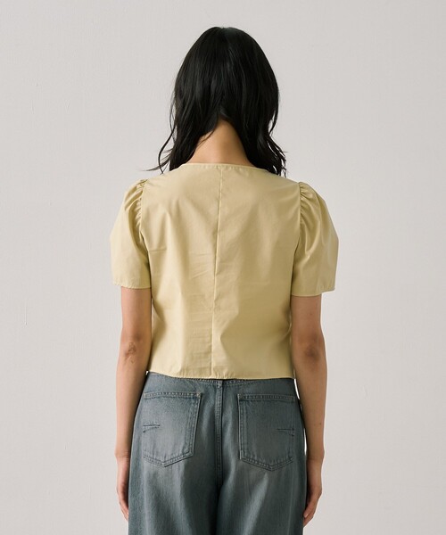 UNITED TOKYO(ユナイテッドトウキョウ)の「ギャザリングパフトップス|ウォッシャブル/撥水/UV対策/オフィスカジュアル/細見え/春服(シャツ/ブラウス・レディース・イエロー/アイボリー/ブラック・FREE)」の19枚目の写真