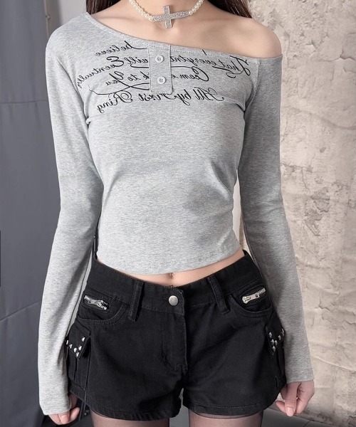 SHEENA(シーナ)の「【秋冬新作】レタリングプリントワンショルトップス(Tシャツ/カットソー・レディース・グレー・M)」の20枚目の写真