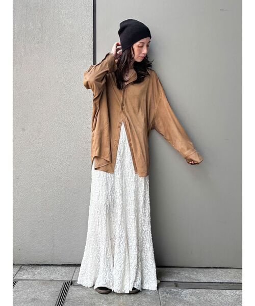 Ungrid（アングリッド）の「スウェードライクルーズシャツ（シャツ/ブラウス・レディース・ベージュ/アイボリー・FREE）」の5枚目の写真