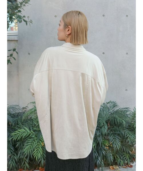 Ungrid（アングリッド）の「スウェードライクルーズシャツ（シャツ/ブラウス・レディース・ベージュ/アイボリー・FREE）」の10枚目の写真