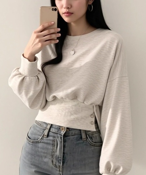 cammie(キャミー)の「ウエストサイドボタンクロップドプルオーバー(スウェット・レディース・ライトグレー/グレー・M/L)」の6枚目の写真